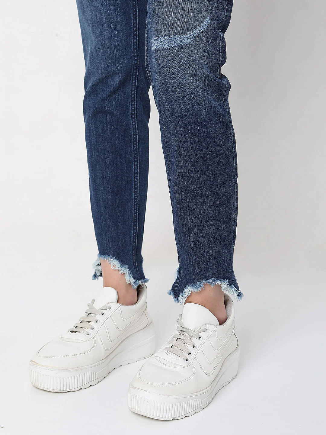 Black High Rise Distressed Wendy Skinny Jeans - Image 8