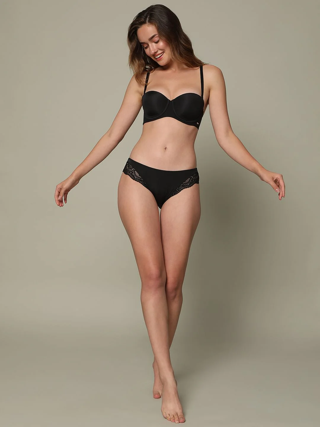 Intimates Black Lightly Lined Bra - Image 5
