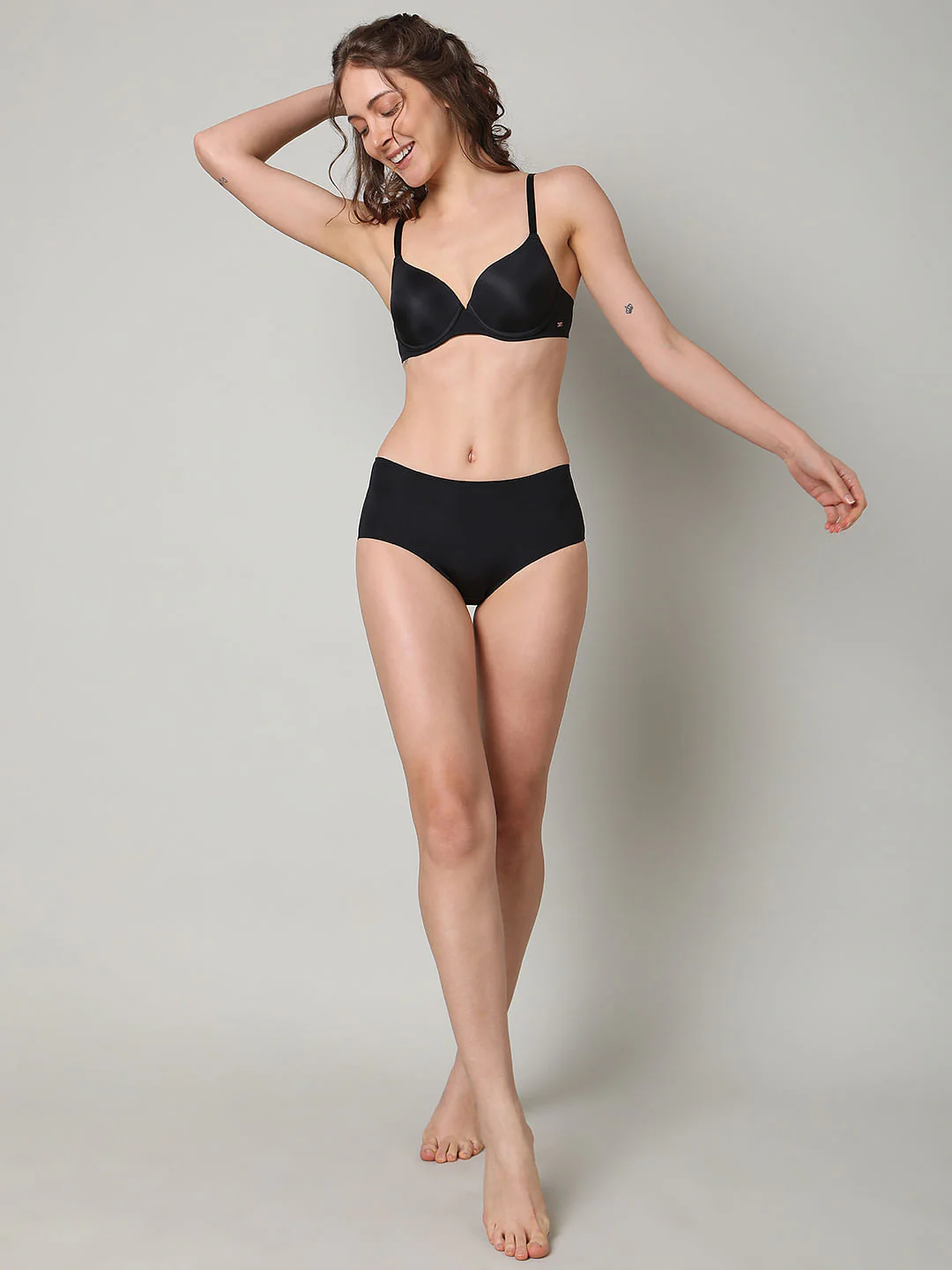 Black Under-Wired Padded T-Shirt Bra - Image 5