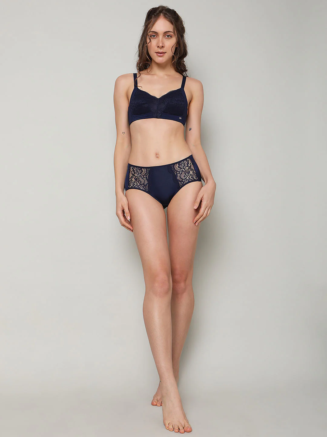 Blue Lace Classic Full Coverage Non-Padded Bra - Image 5