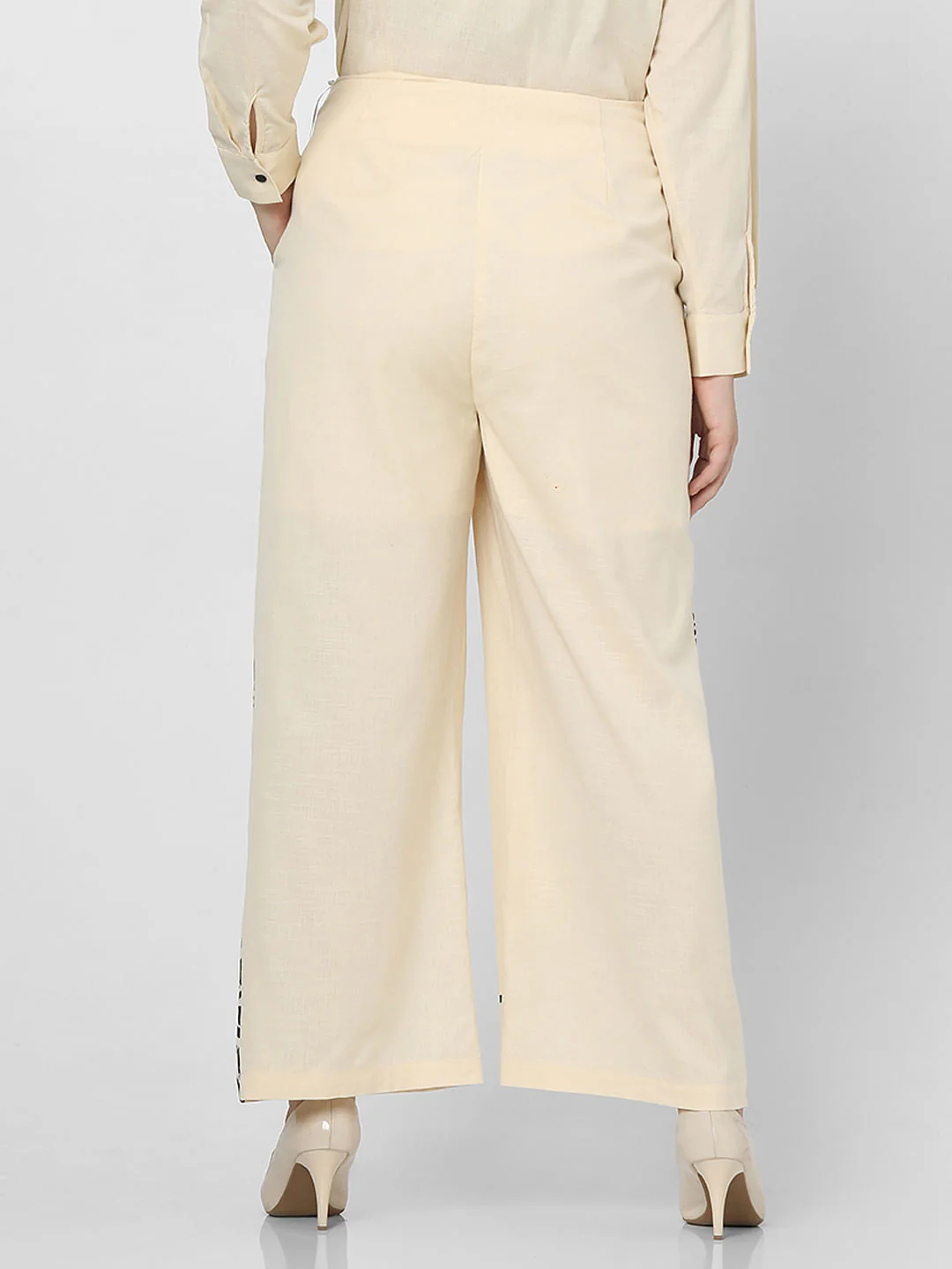 Curve Beige Printed Co-Ord Pants - Image 4