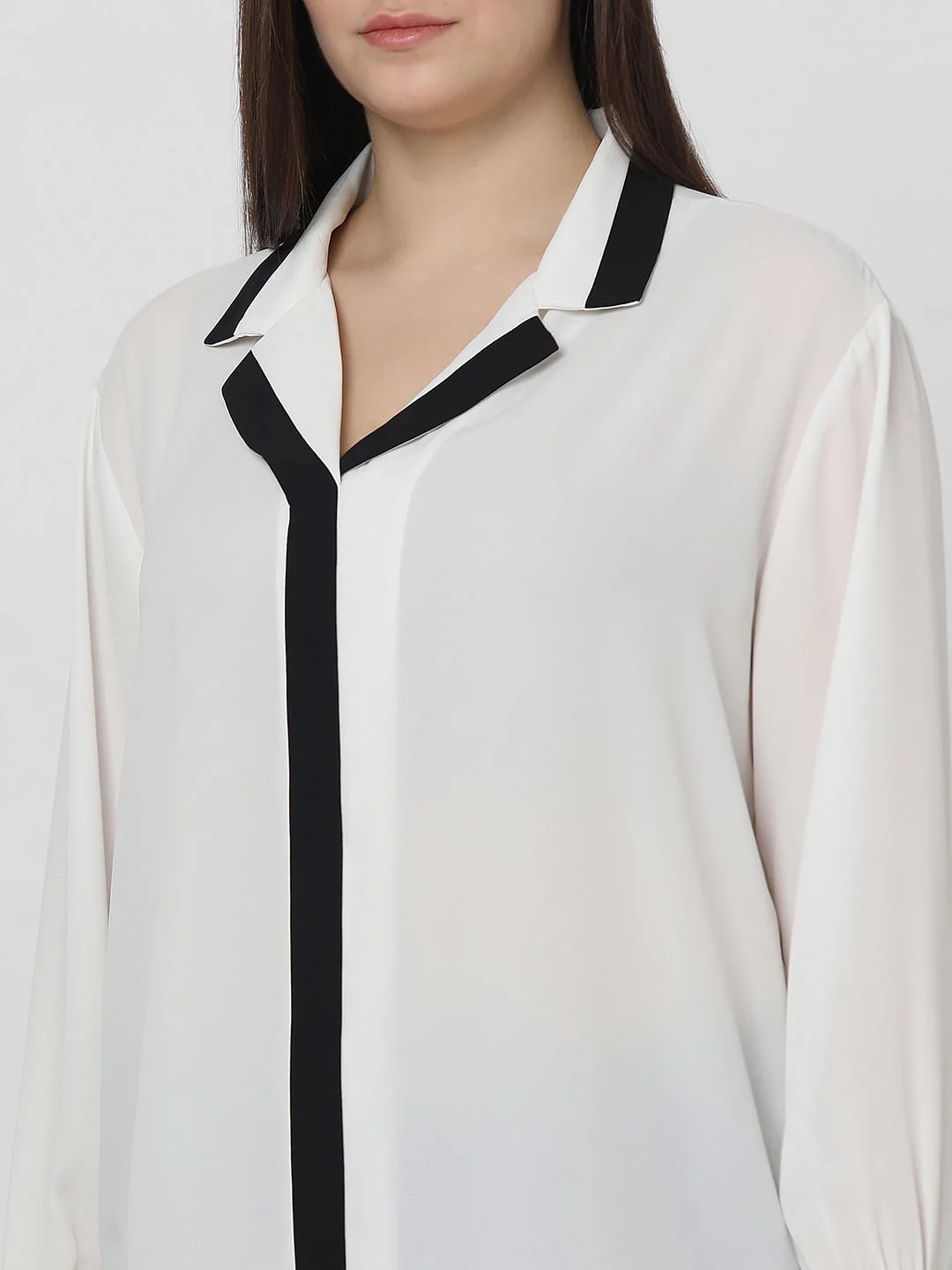 Curve White & Black Shirt - Image 6