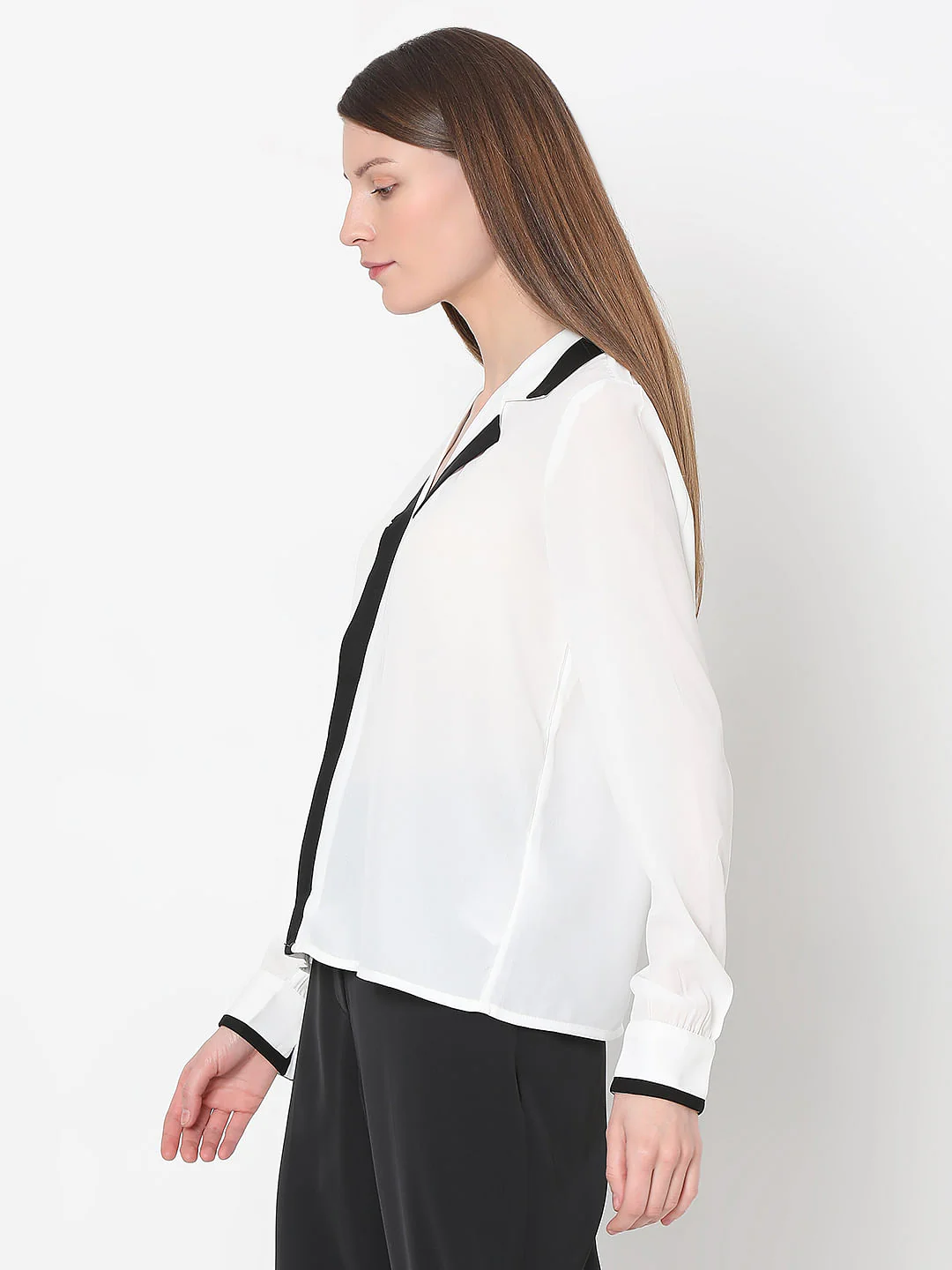 White & Black Full Sleeves Shirt - Image 3