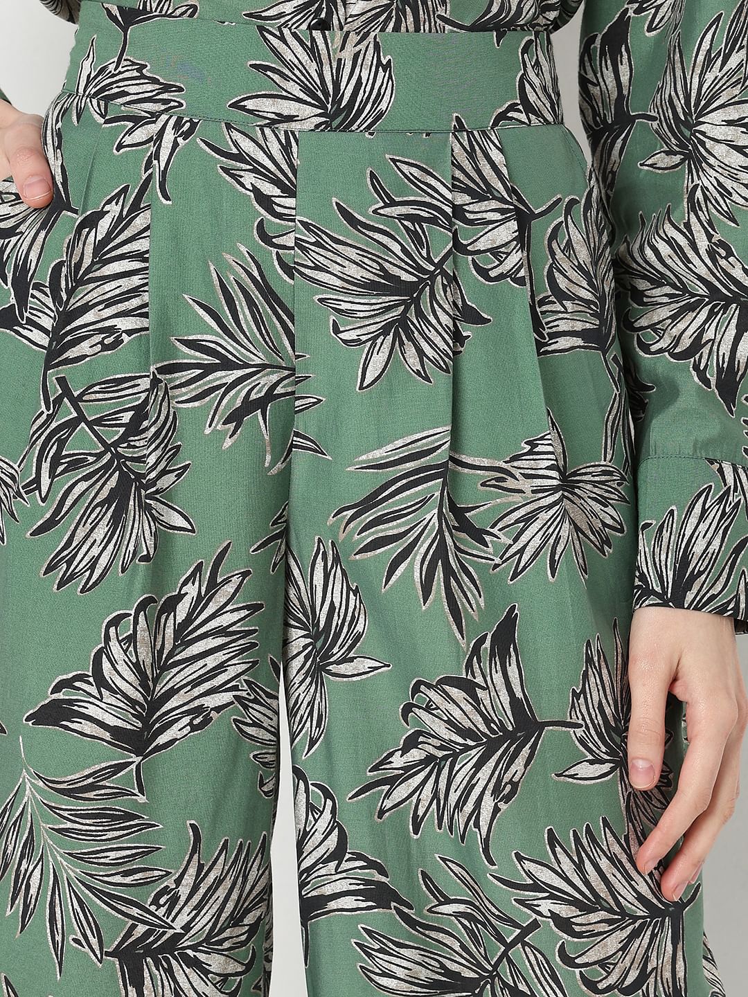 Green Leaf Print Co-Ord Set Pants - Image 6