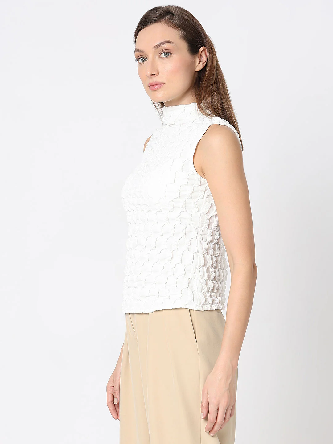 White High Neck Textured Top - Image 3