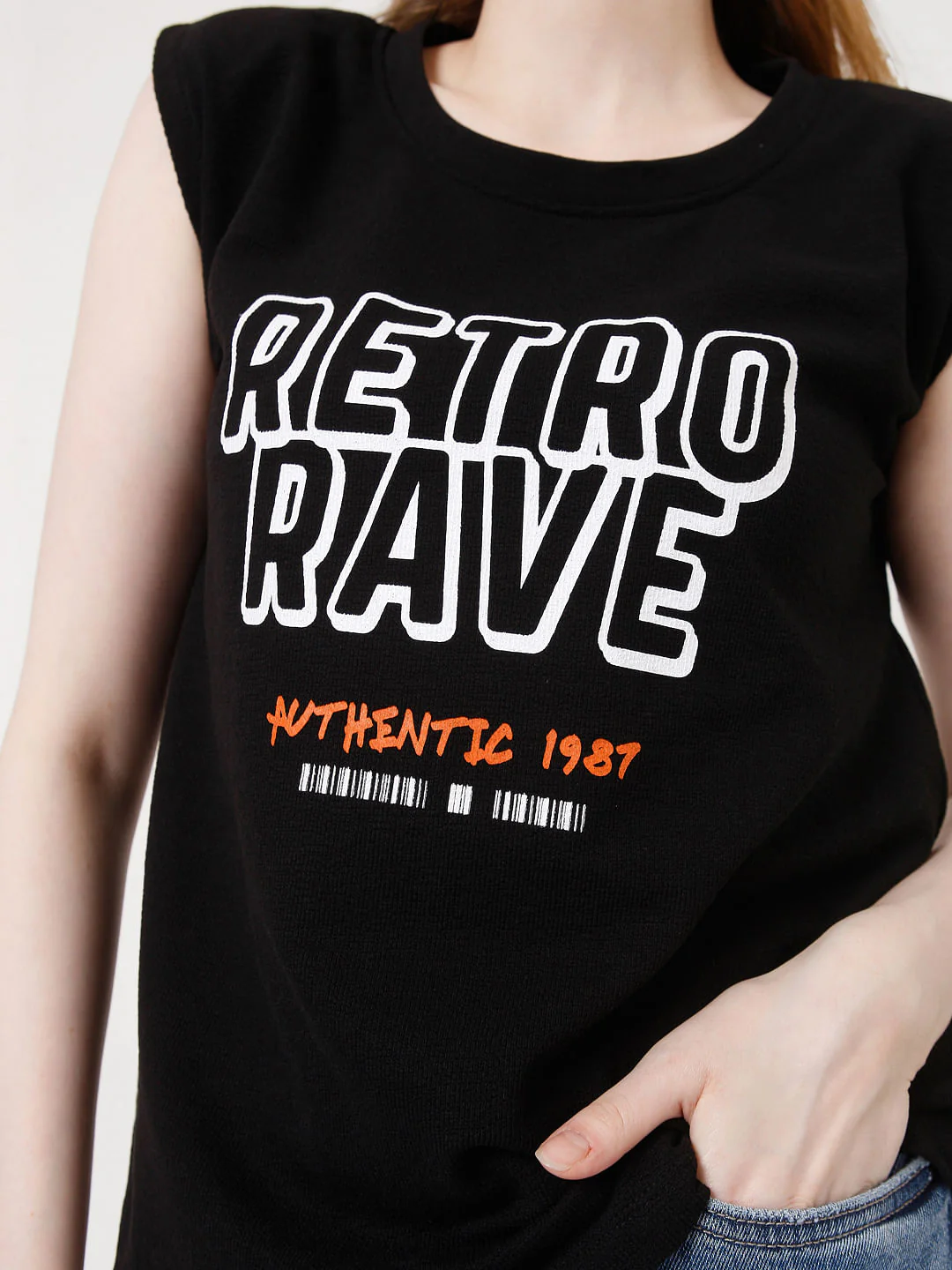 Black Sleeveless Text Print T-Shirt - Image 6