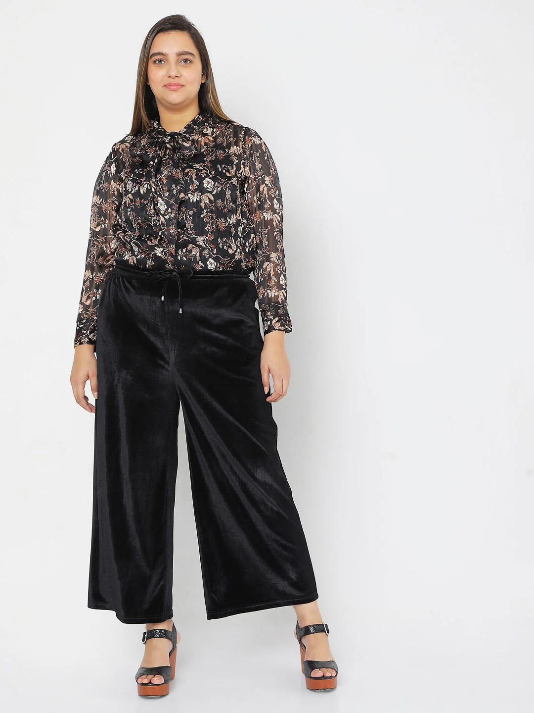 Curve Black Velvet Wide Leg Pants - Image 6