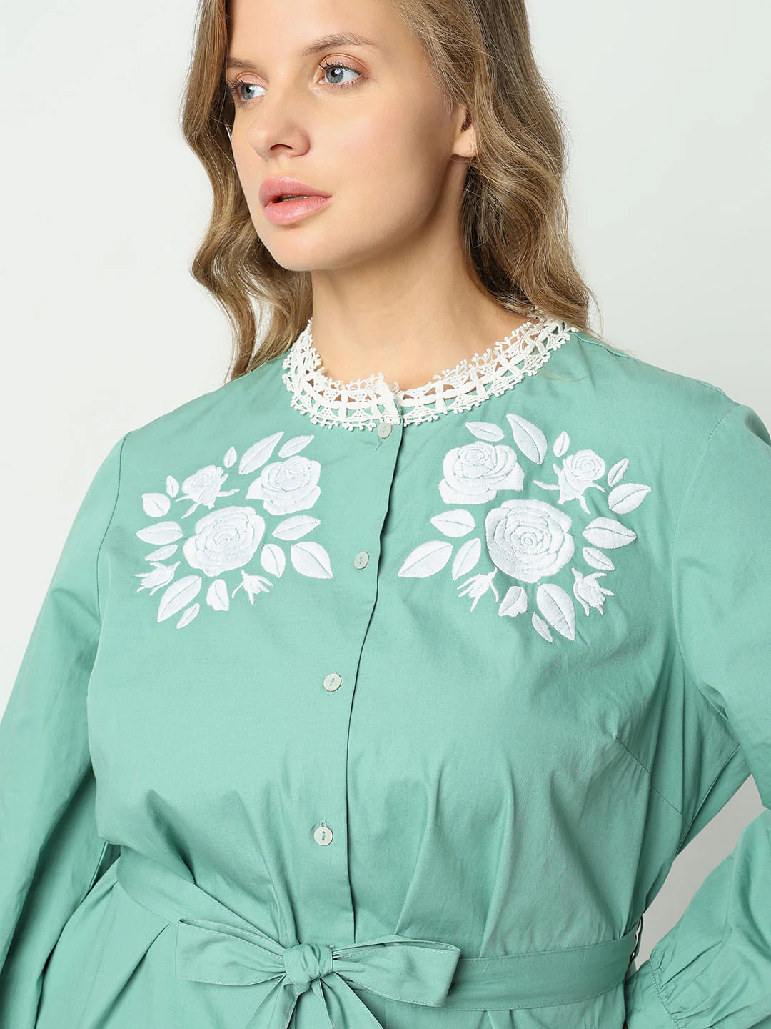 Curve Green Embroidered Short Dress - Image 6