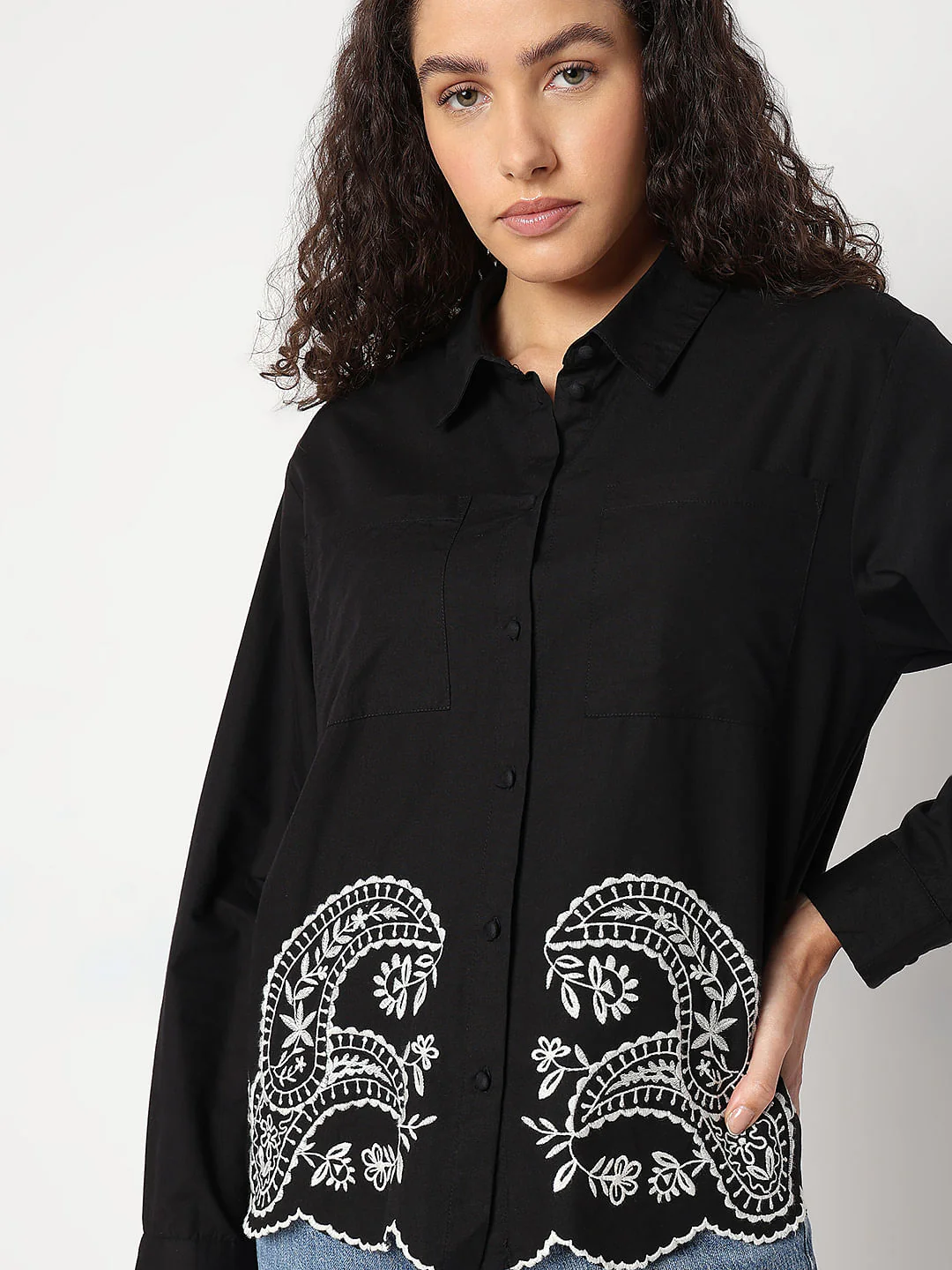 Black Contrast Embroidery Shirt - Image 6