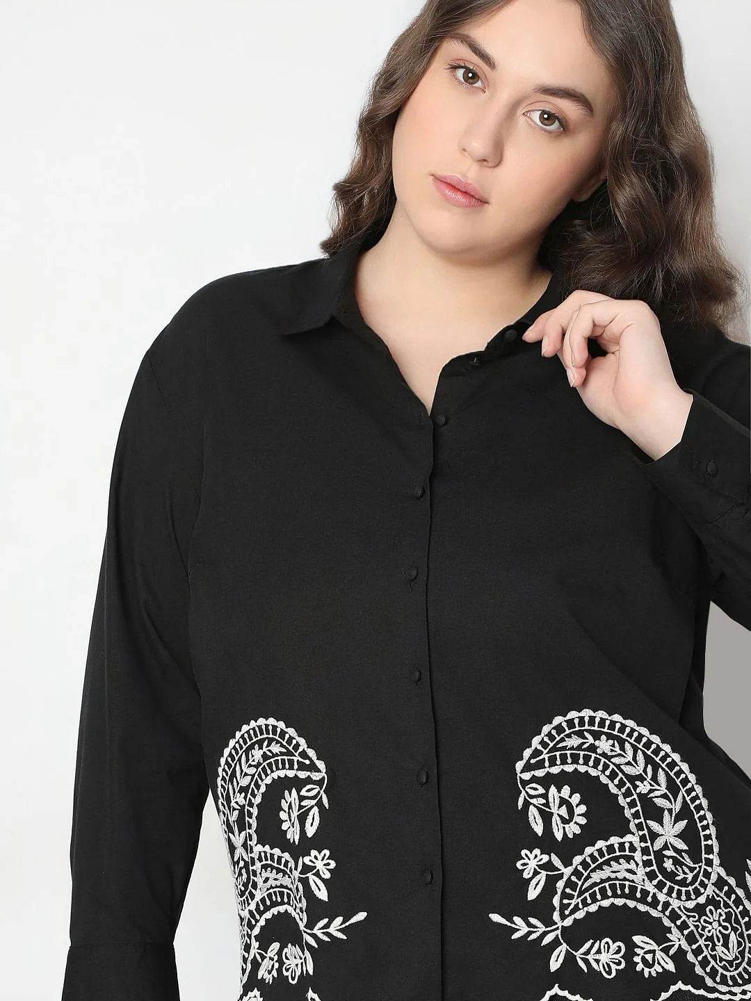 Curve Black Embroidered Shirt - Image 6