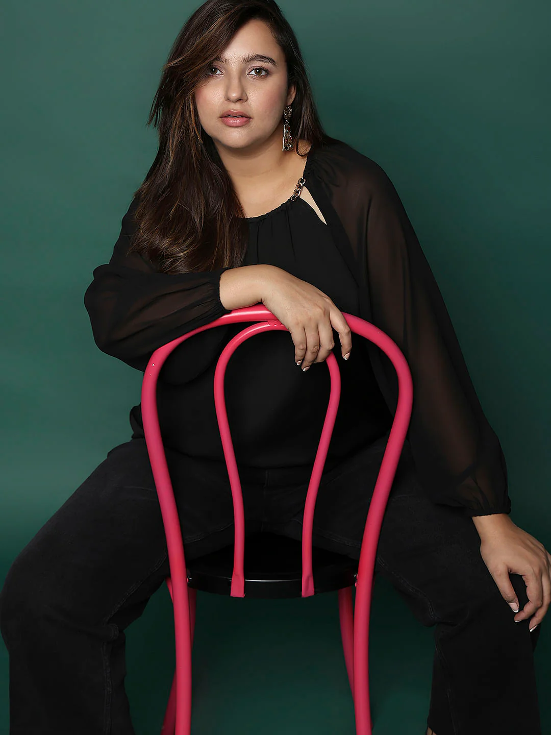 Curve Black Metal Chain Trim Top