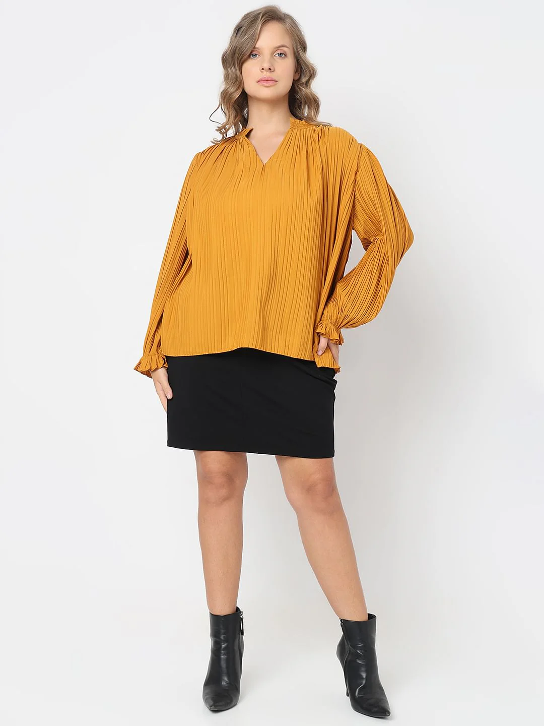 Curve Yellow Plisse Top - Image 5