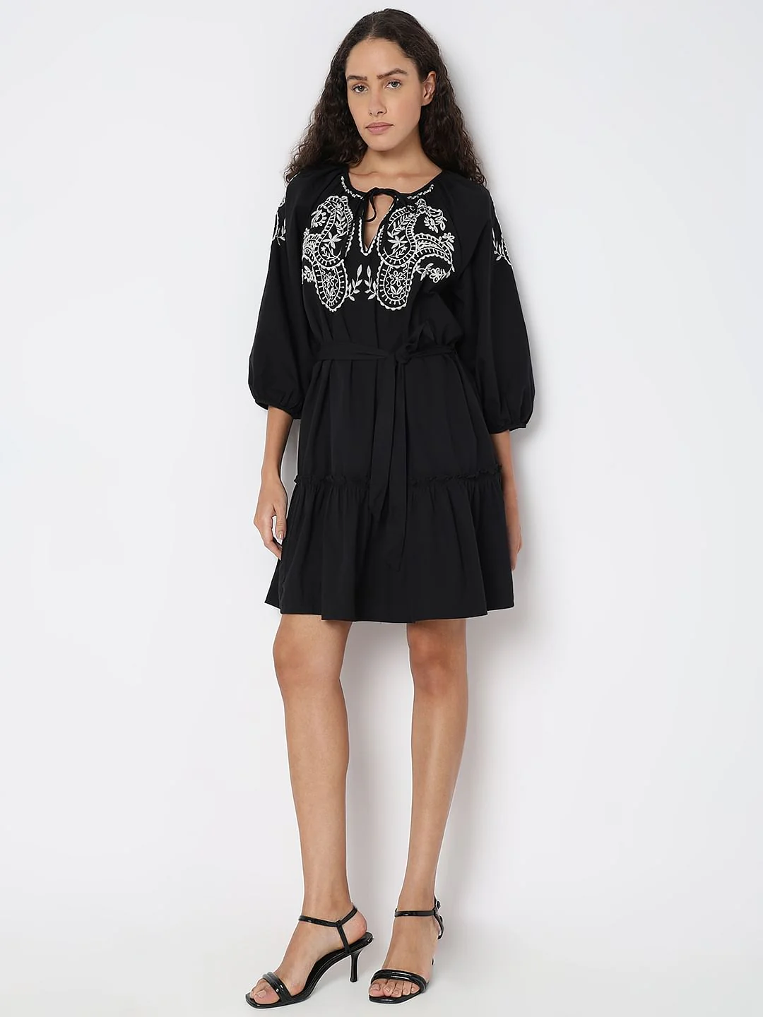 Black Contrast Embroidery Dress - Image 5