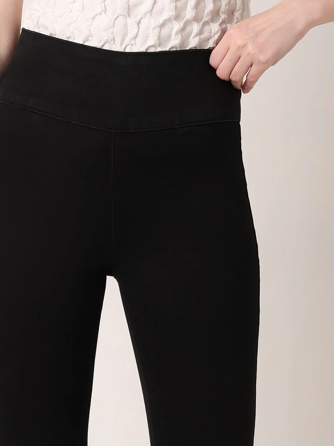 Black High Rise Jeggings - Image 6
