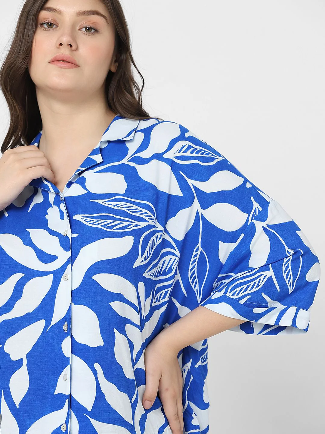 Curve Blue Abstract Print Shirt - Image 8
