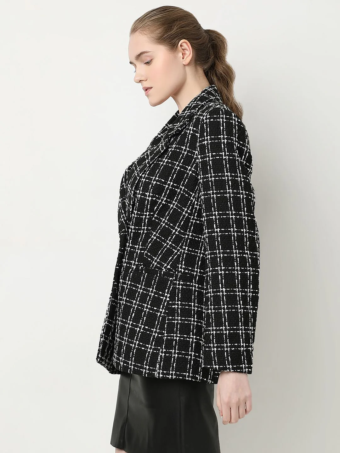 Black Tweed Tailored Blazer - Image 3