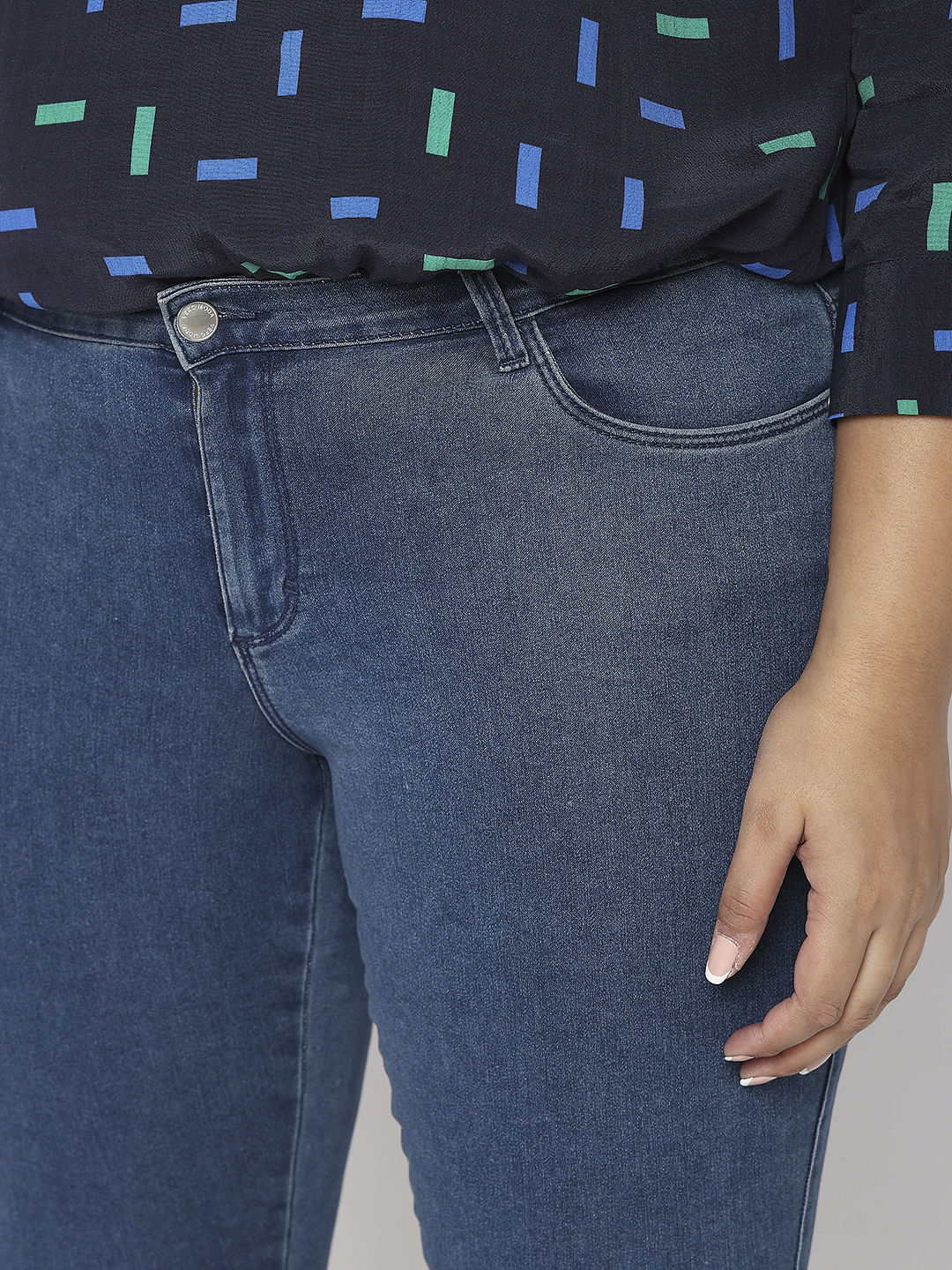 Curve Blue Mid Rise Skinny Fit Jeans - Image 5