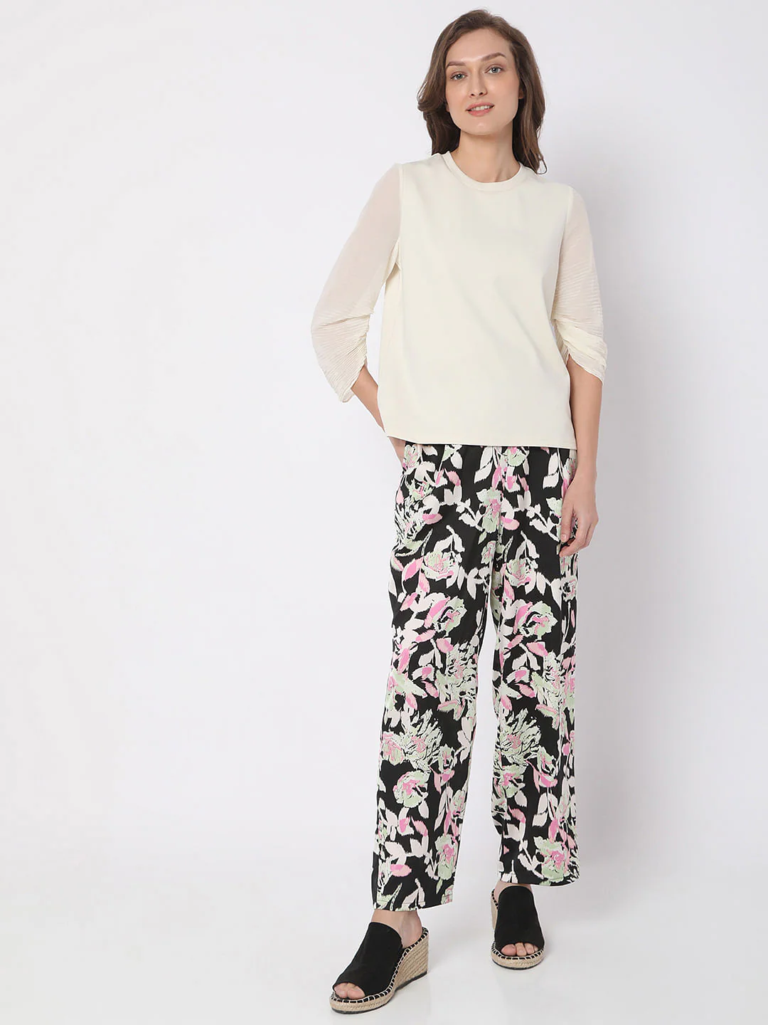 Cream Pleated Sleeve Top - Image 5