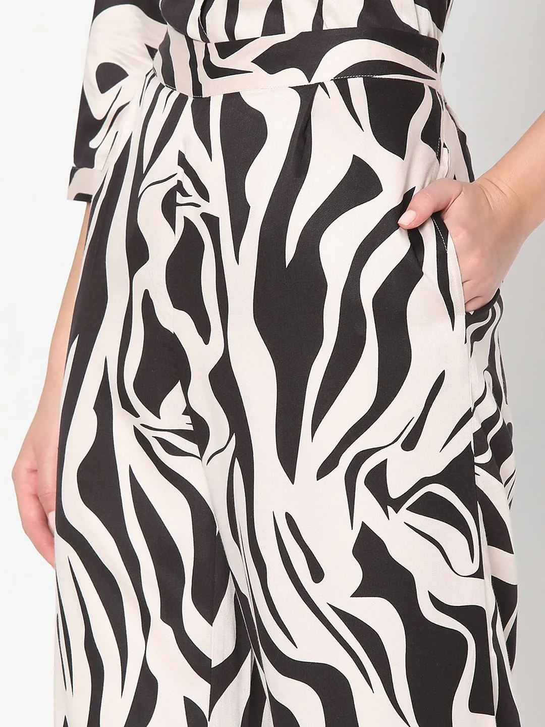 Black Animal Print Co-Ord Set Pants - Image 8