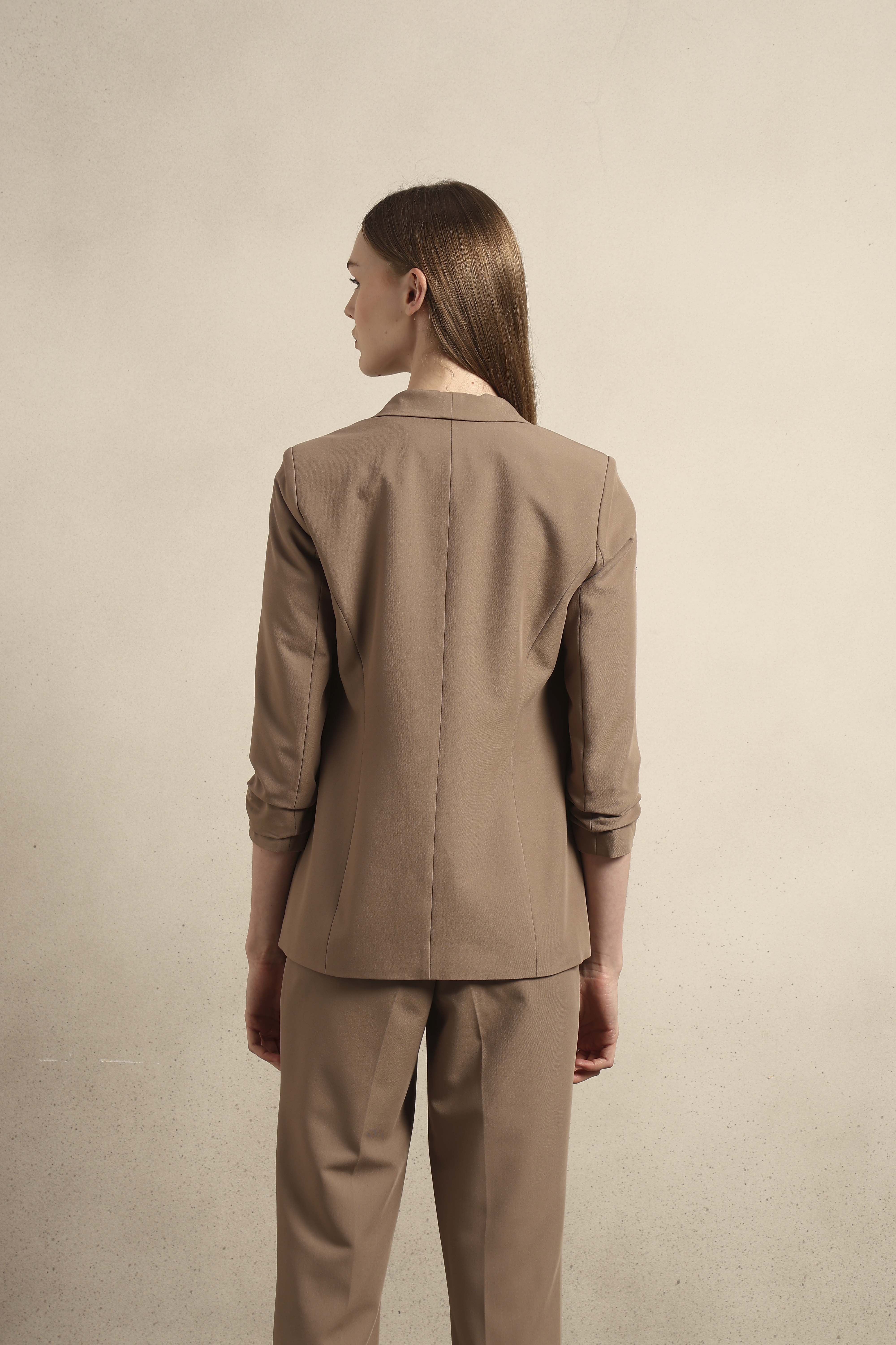 Ruched Cuff Sleeves Blazer - Image 10