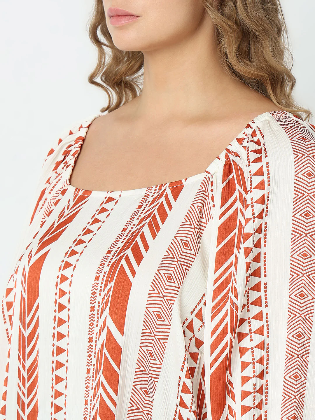 Curve Red Geometric Print Top - Image 8