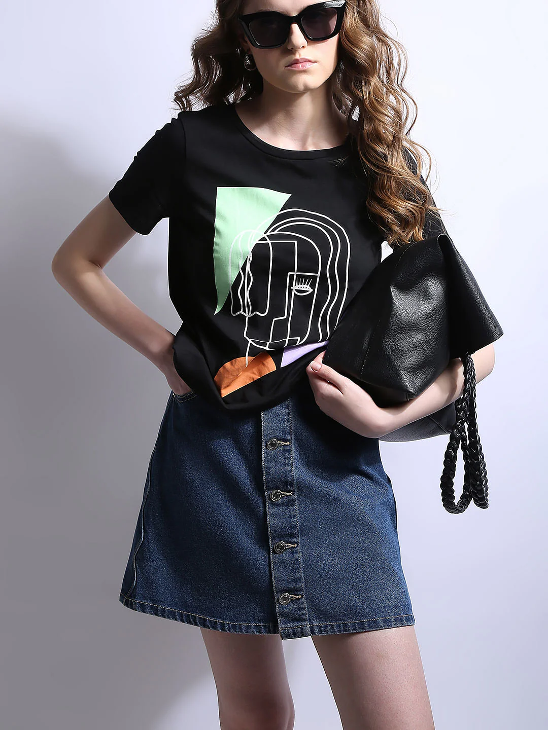 Black Graphic Print T-Shirt