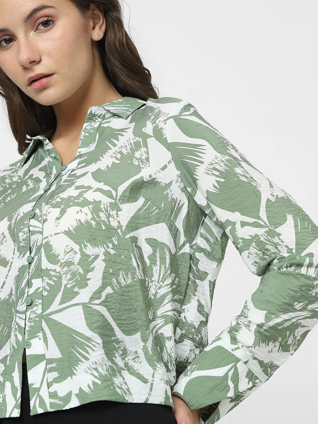 Green Leaf Print Shirt - Image 8