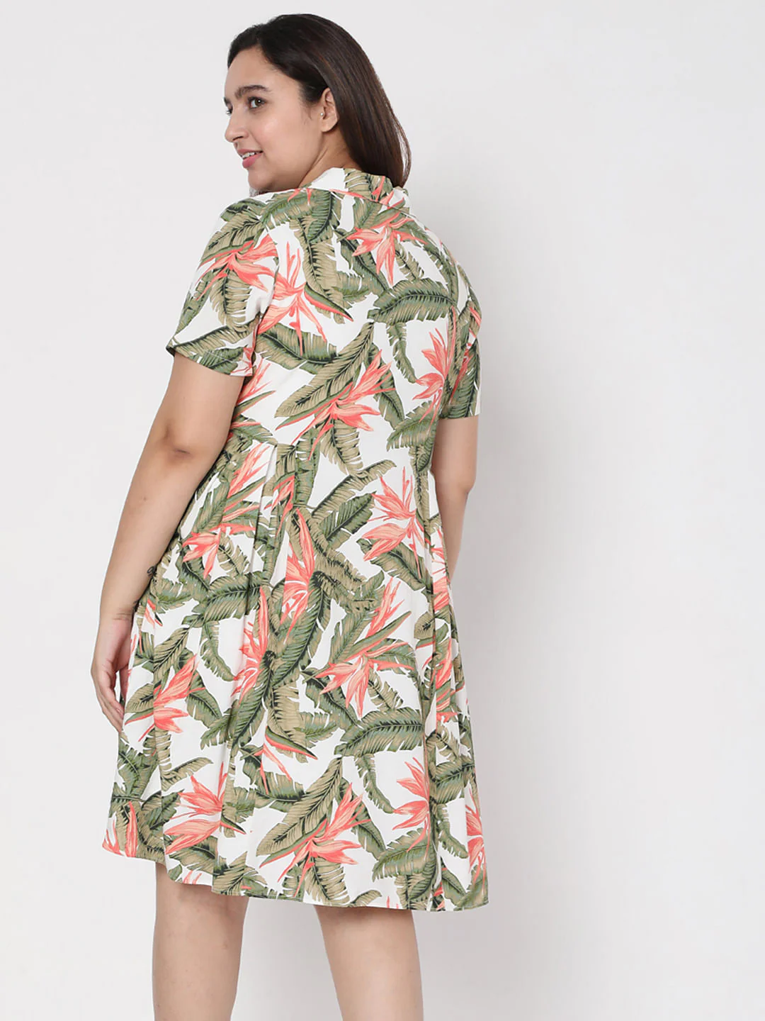 Curve White Collared Tropical Print Dress - Image 4