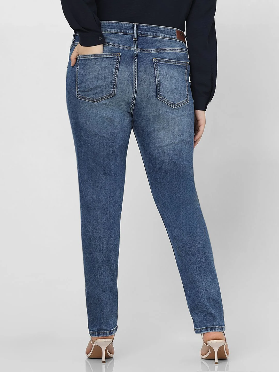 Curve Blue Mid Rise Skinny Fit Jeans - Image 4