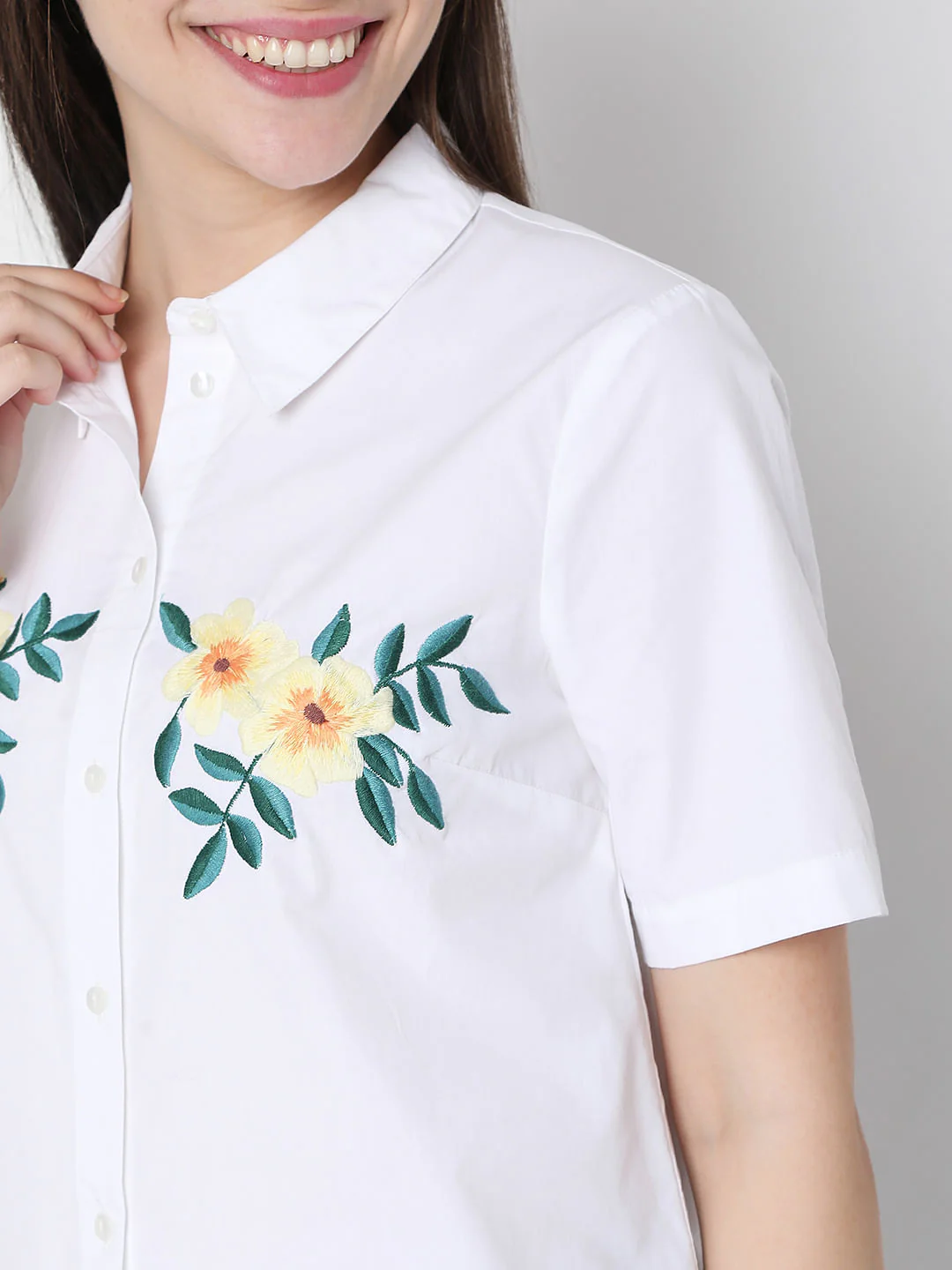 White Embroidered Shirt - Image 6