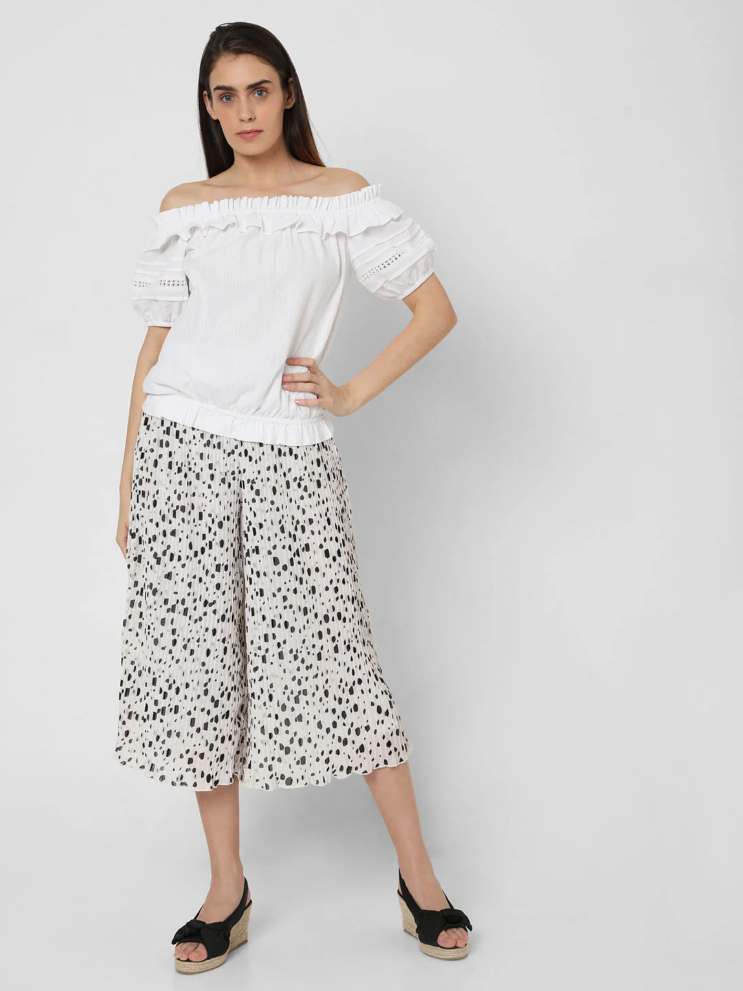 White Off Shoulder Textured Top - Image 5
