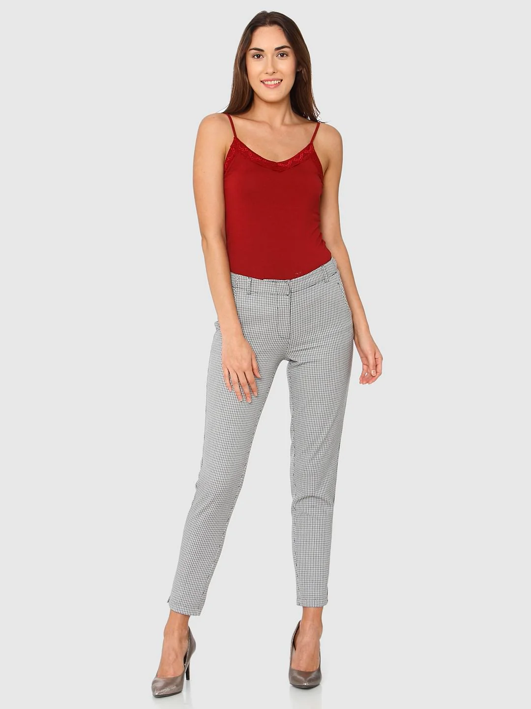 Grey Mid Rise Checks Ankle Length Slim Fit Pants - Image 2