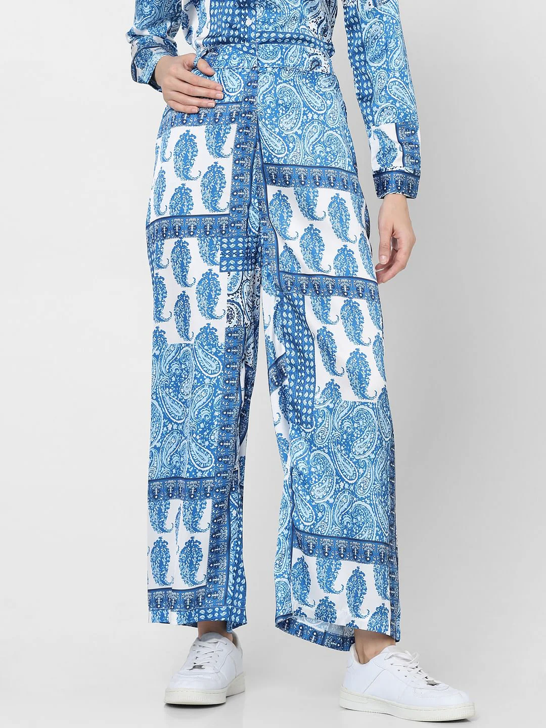 Blue High Rise Printed Pants - Image 2