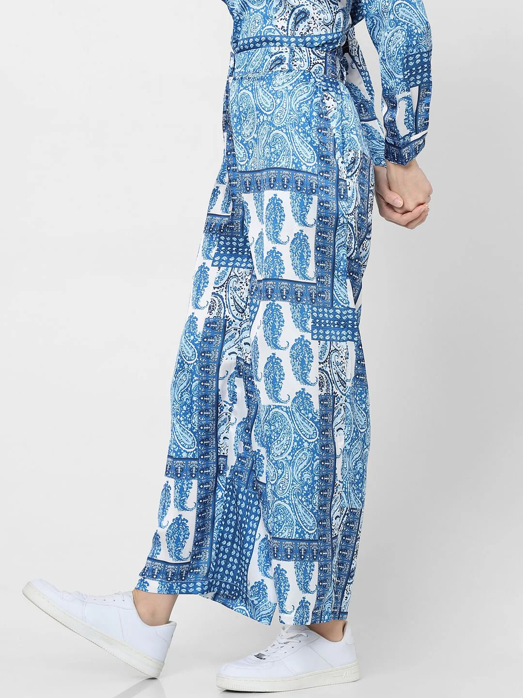 Blue High Rise Printed Pants - Image 3