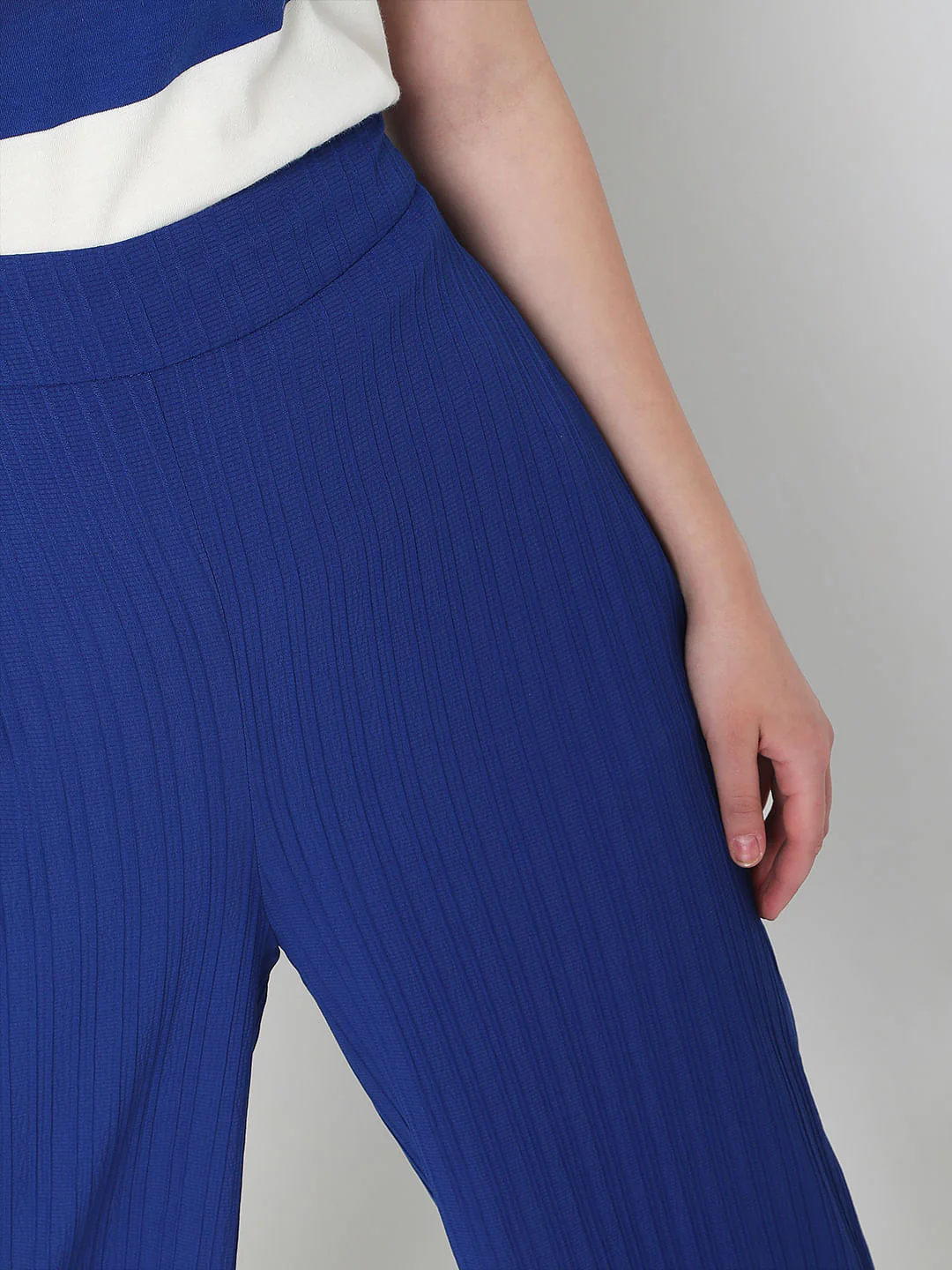 Blue High Rise Co-Ord Set Pants - Image 5