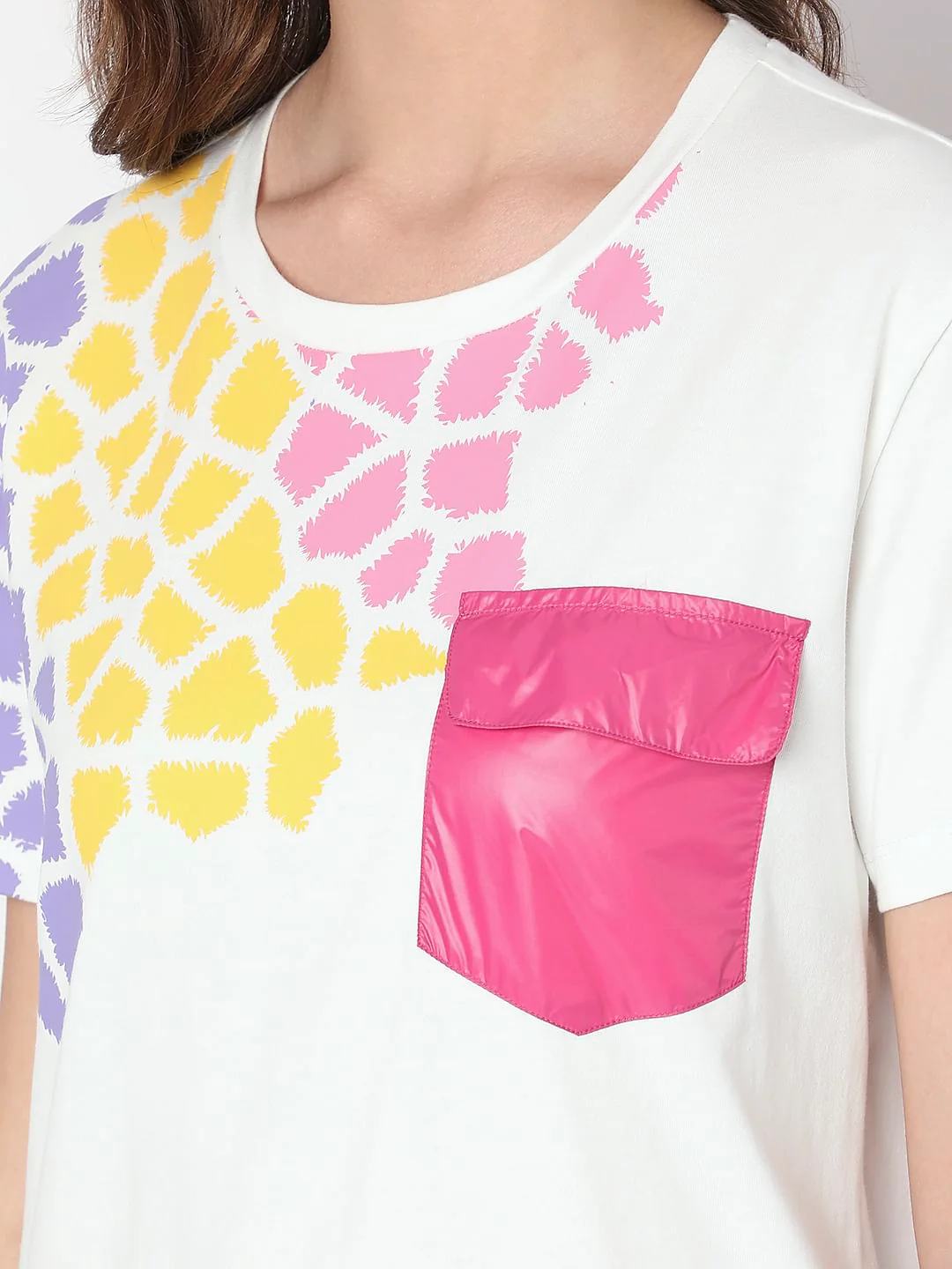 White Printed T-Shirt - Image 8