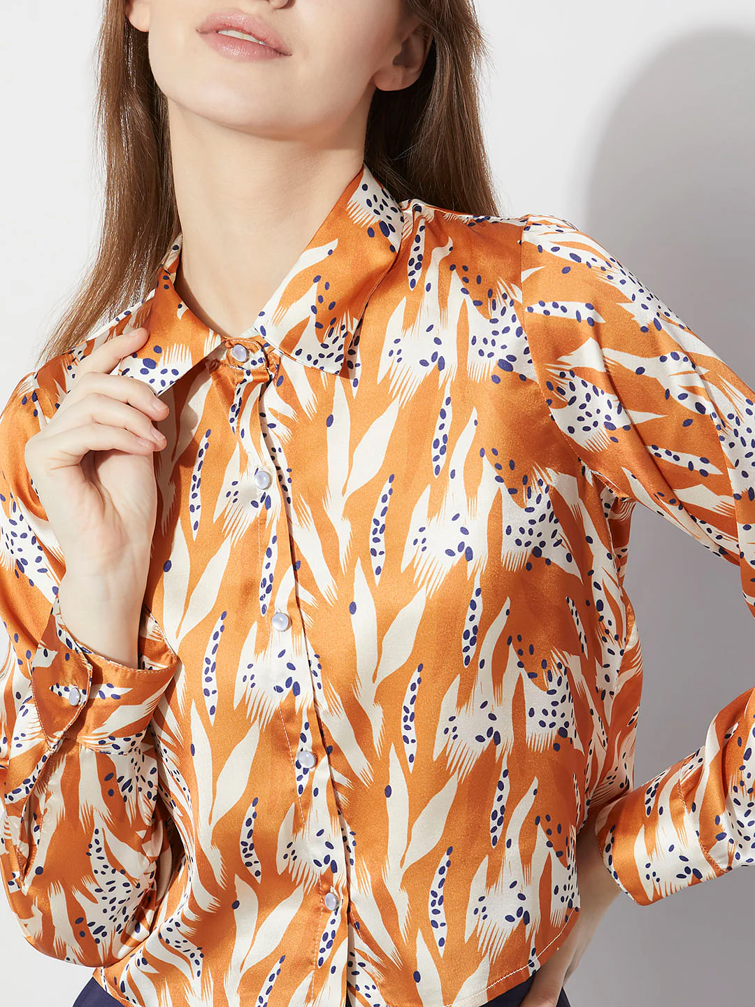 Brown Printed Cropped Shirt - Image 6