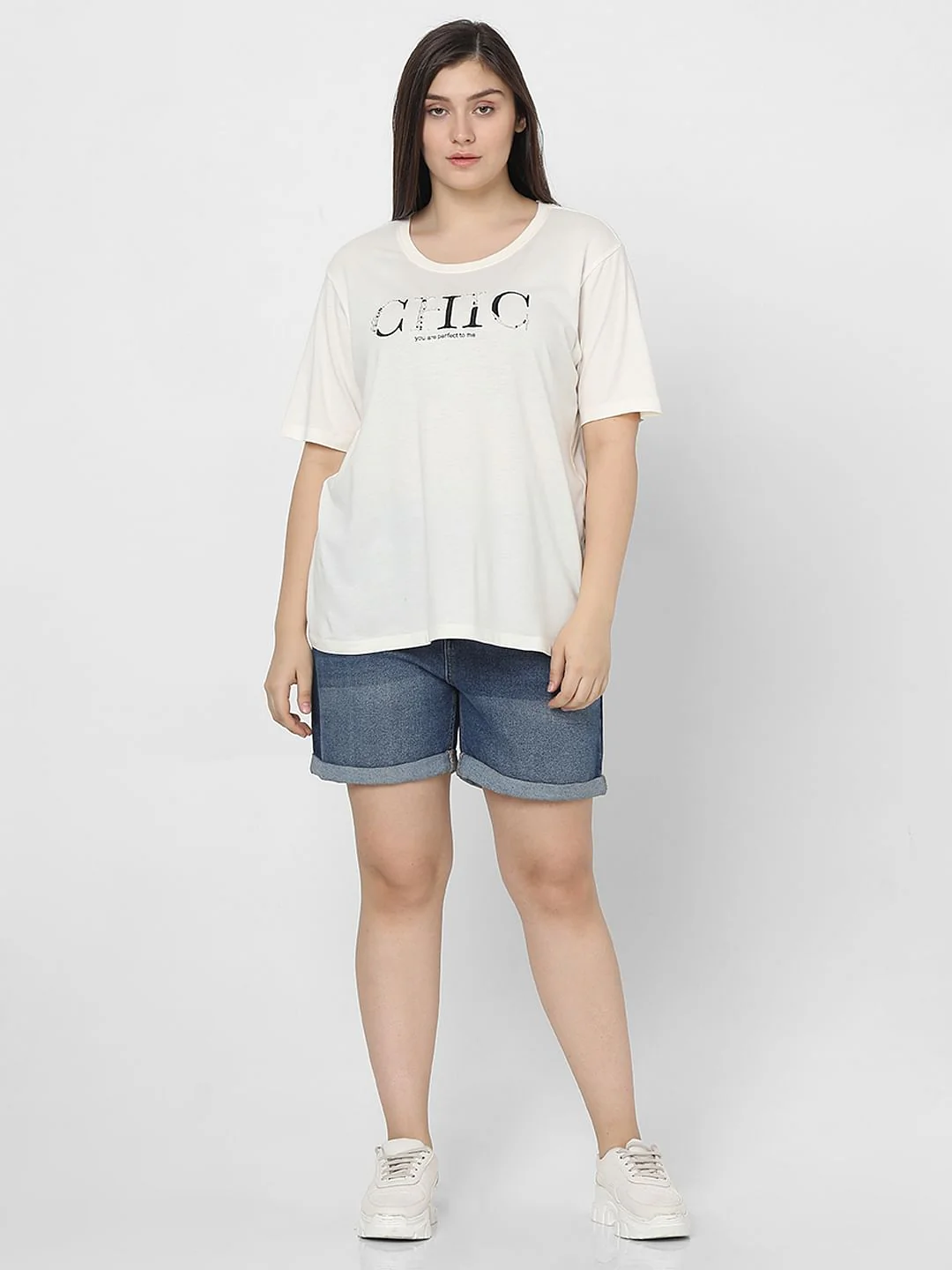 Curve White Pearl Embellished T-Shirt - Image 5