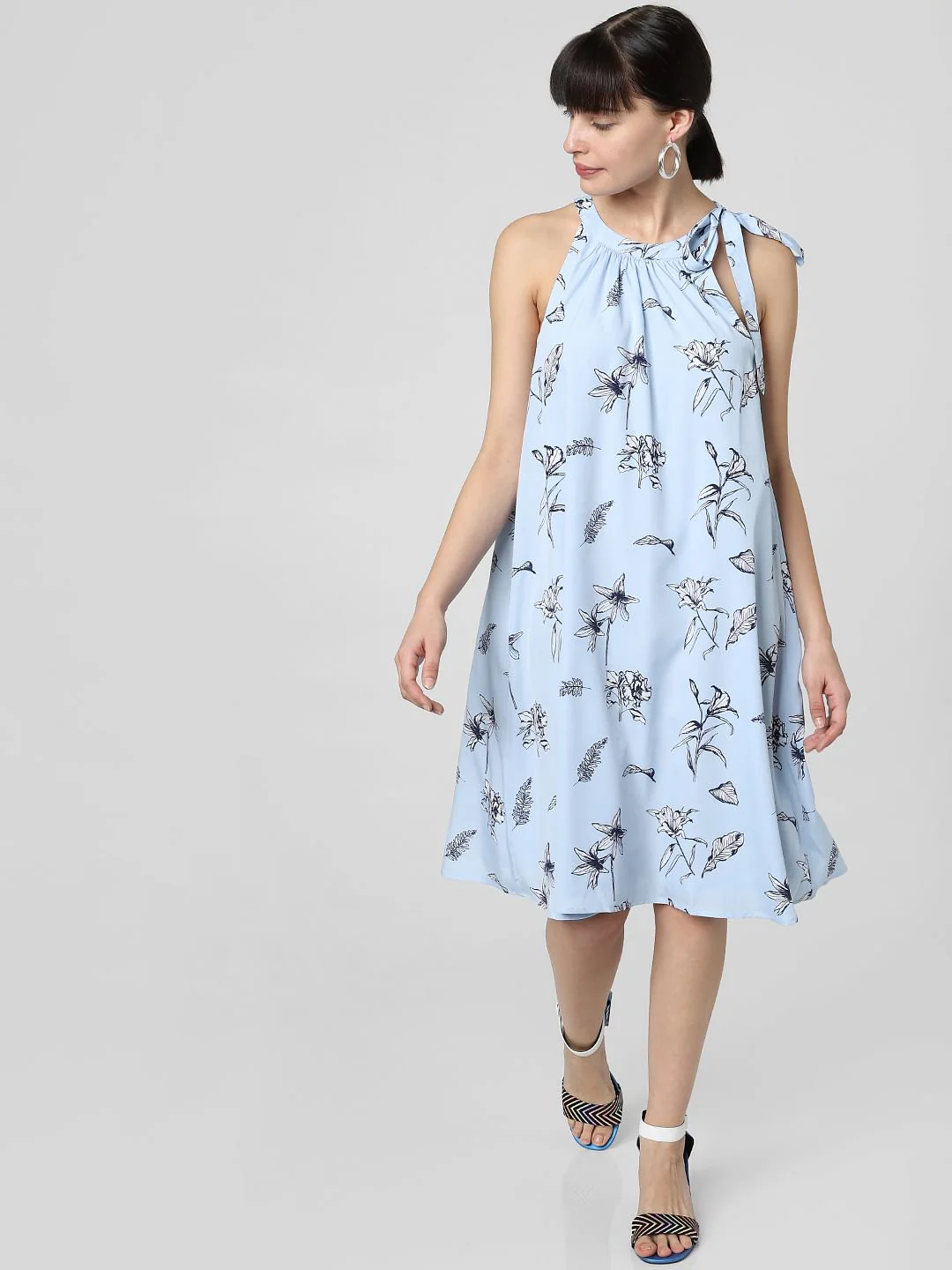 Blue Floral Print Shift Dress - Image 2