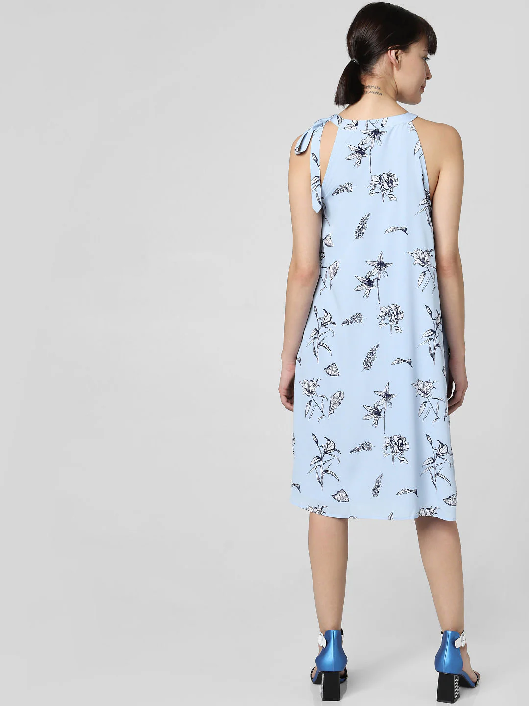 Blue Floral Print Shift Dress - Image 4