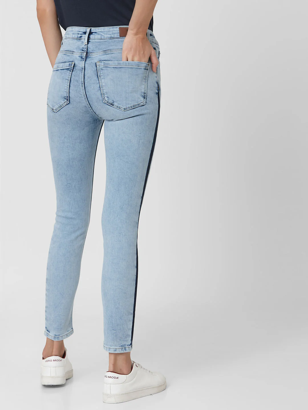 Light Blue Mid Rise Side Wash Detail Skinny Jeans - Image 4