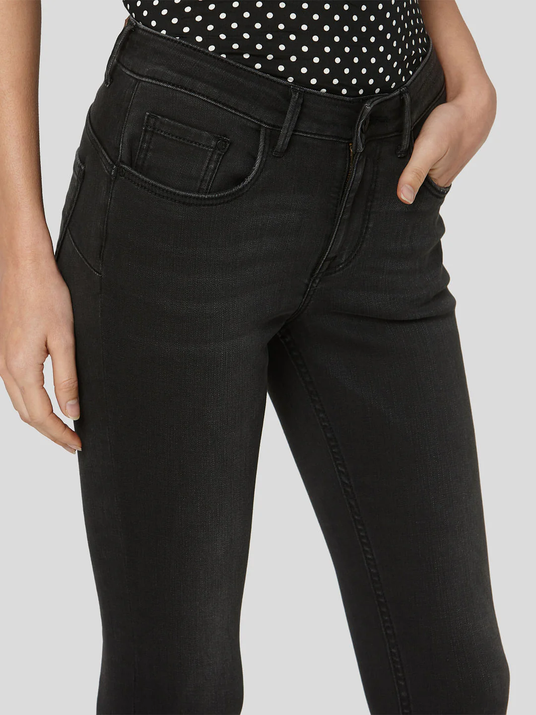 Black Mid Rise Cropped Skinny Jeans - Image 5