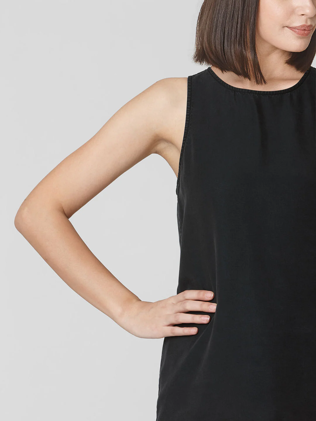 Black Sleeveless Top - Image 6