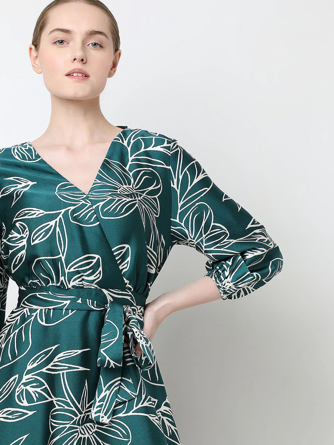 Emerald Green Floral Midi Dress - Image 5