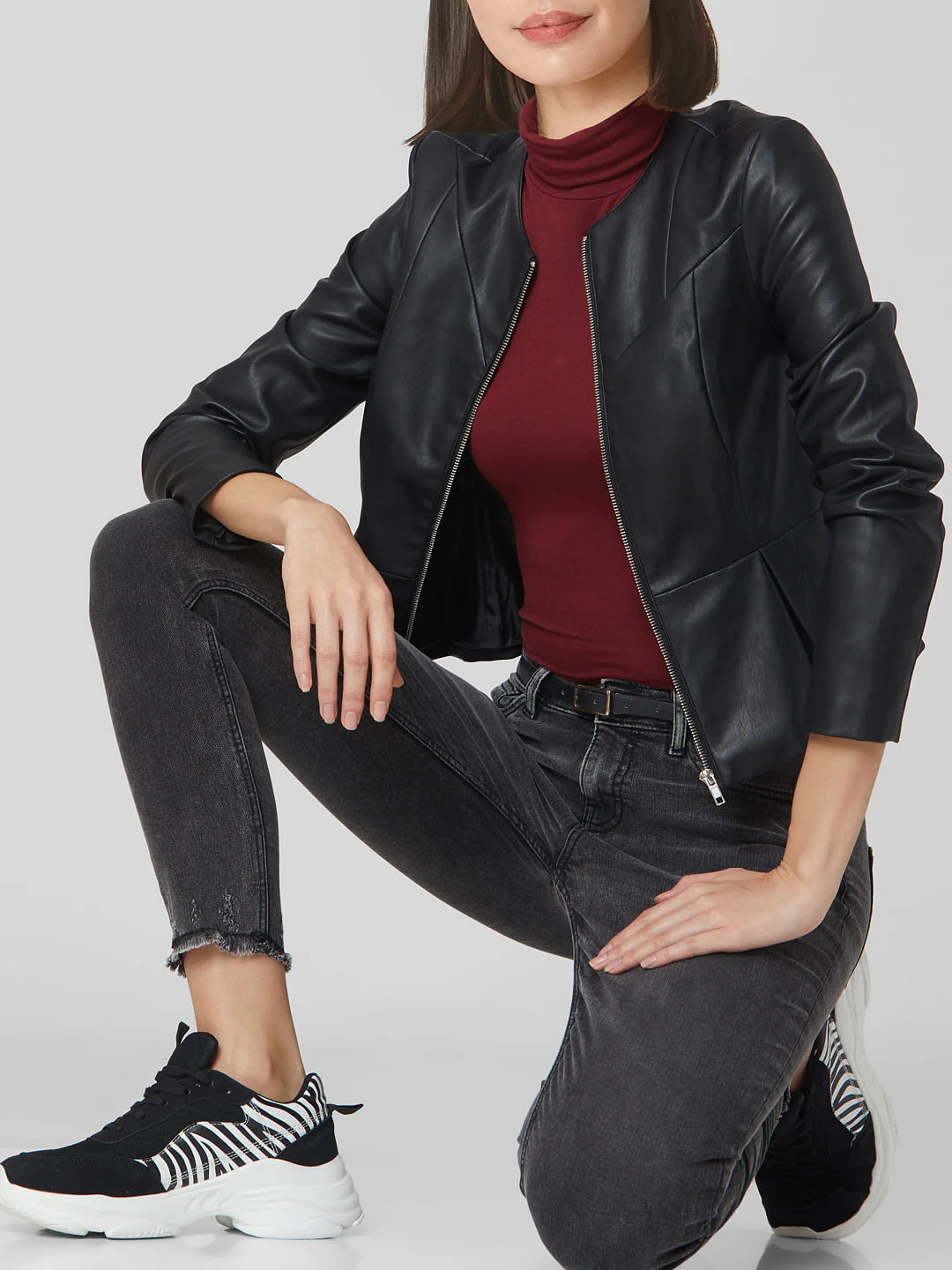 Black Mid Rise Washed Skinny Jeans - Image 2