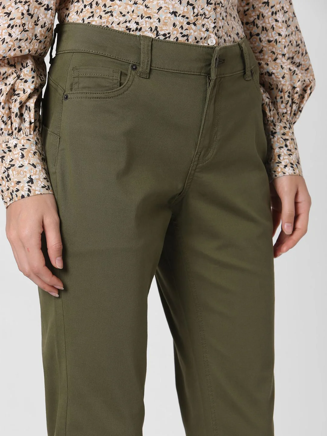 Green Mid Rise Chino Pants - Image 5