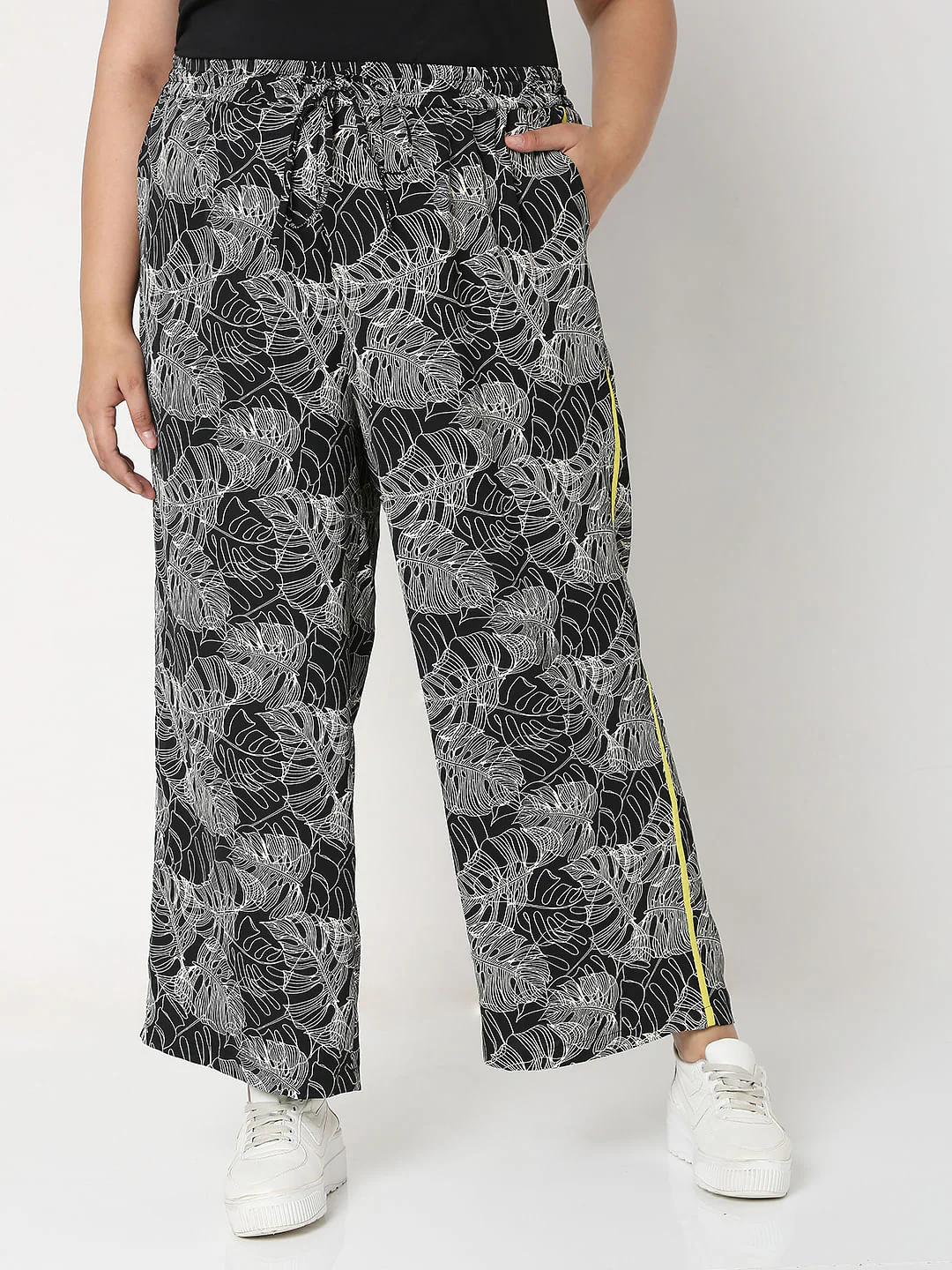 Curve Black Printed Co-Ord Set Pants - Image 2