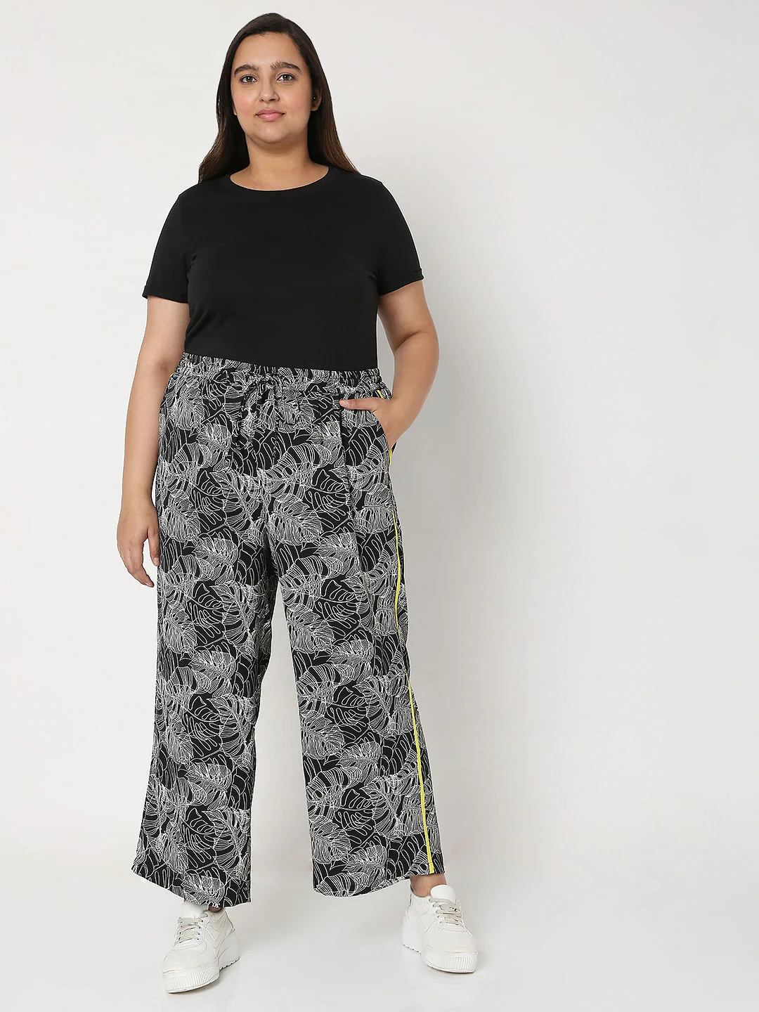 Curve Black Printed Co-Ord Set Pants - Image 6