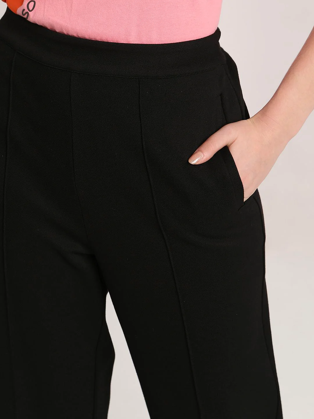 Black High Rise Straight Fit Pants - Image 5