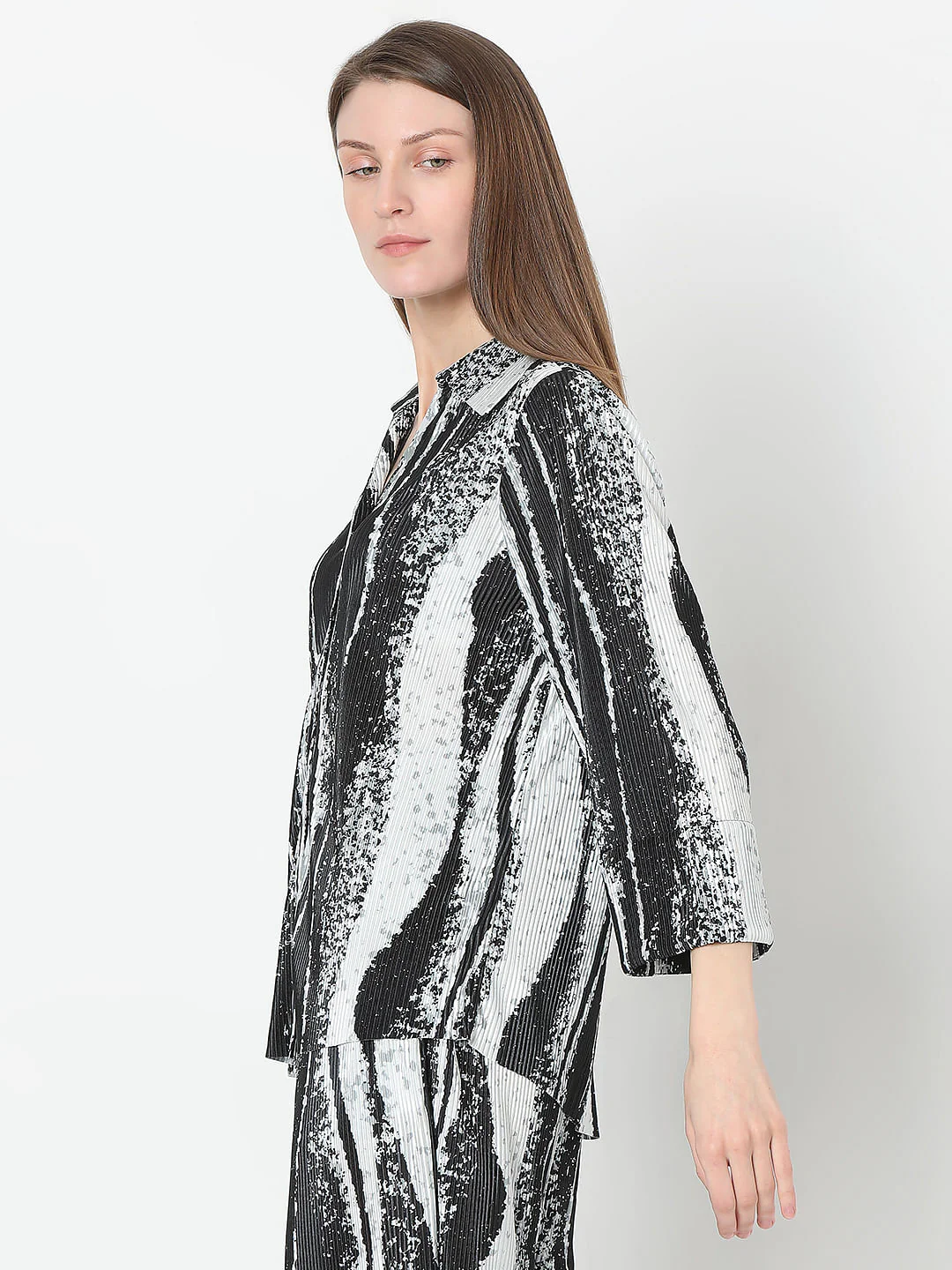 Black Printed Pleated Co-Ord Set Shirt - Image 3